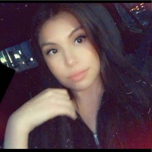 Meet your Posher, Melanie